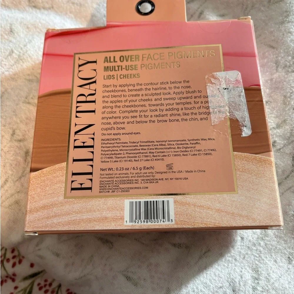 Ellen Tracy all over face pigments
